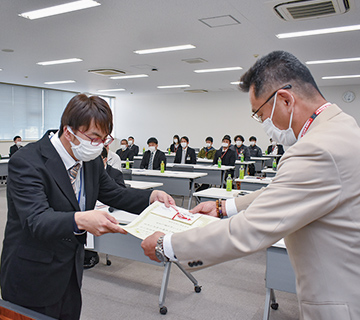 農家とともに 末菅職員（勝英）が 最優秀賞 JA晴れの国岡山