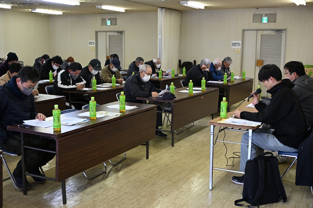 ブドウ冬季管理　鳥獣害対策学ぶ／びほくぶどう生産部会