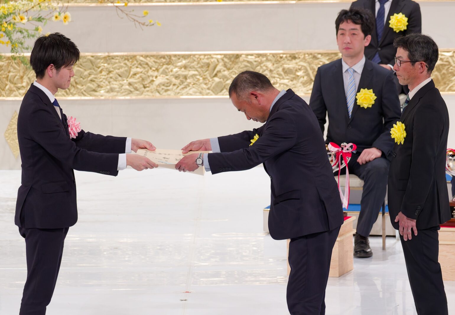 第５５回日本農業賞・大賞に輝く　集団組織の部で「吉備路もも出荷組合」（総社市）