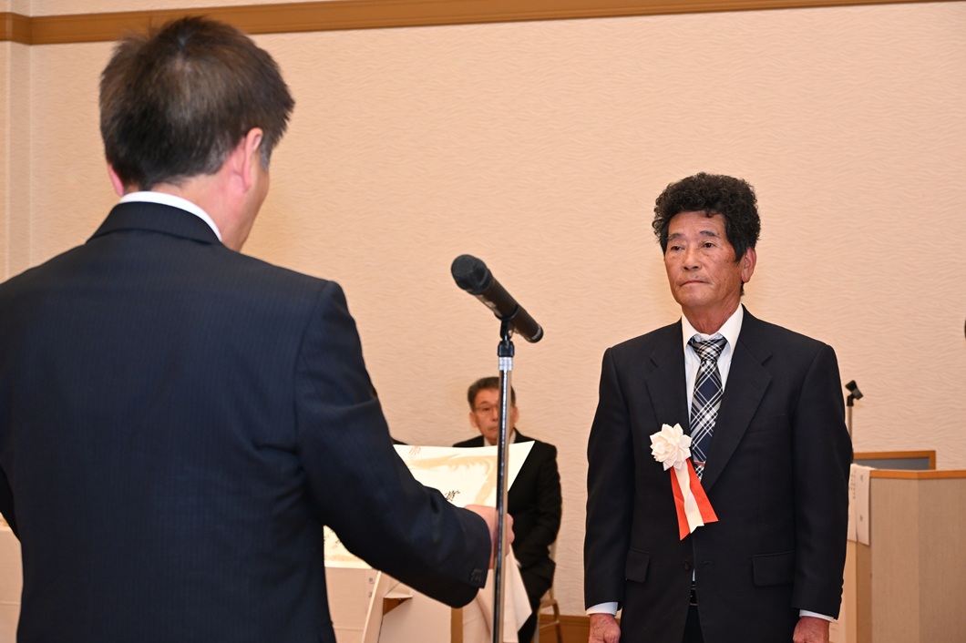 トマト４．３億円へ桃太郎シルク拡大／びほくトマト部会